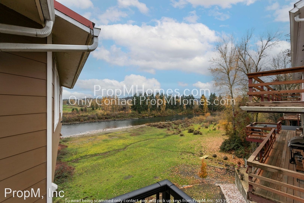 203 W Clackamas Boulevard - Photo 21