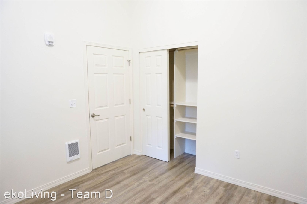 7180 N. Leavitt Avenue - Photo 14