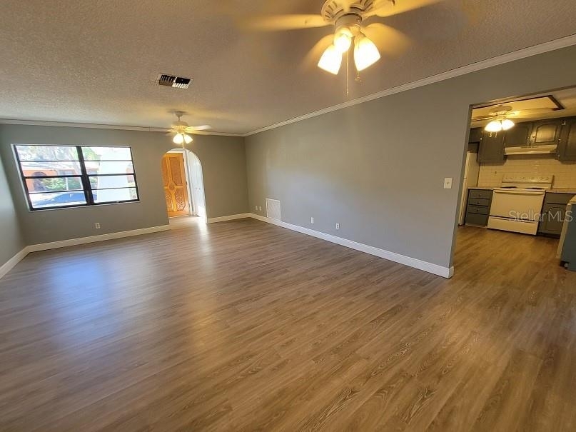 8800 Elm Leaf Court - Photo 4