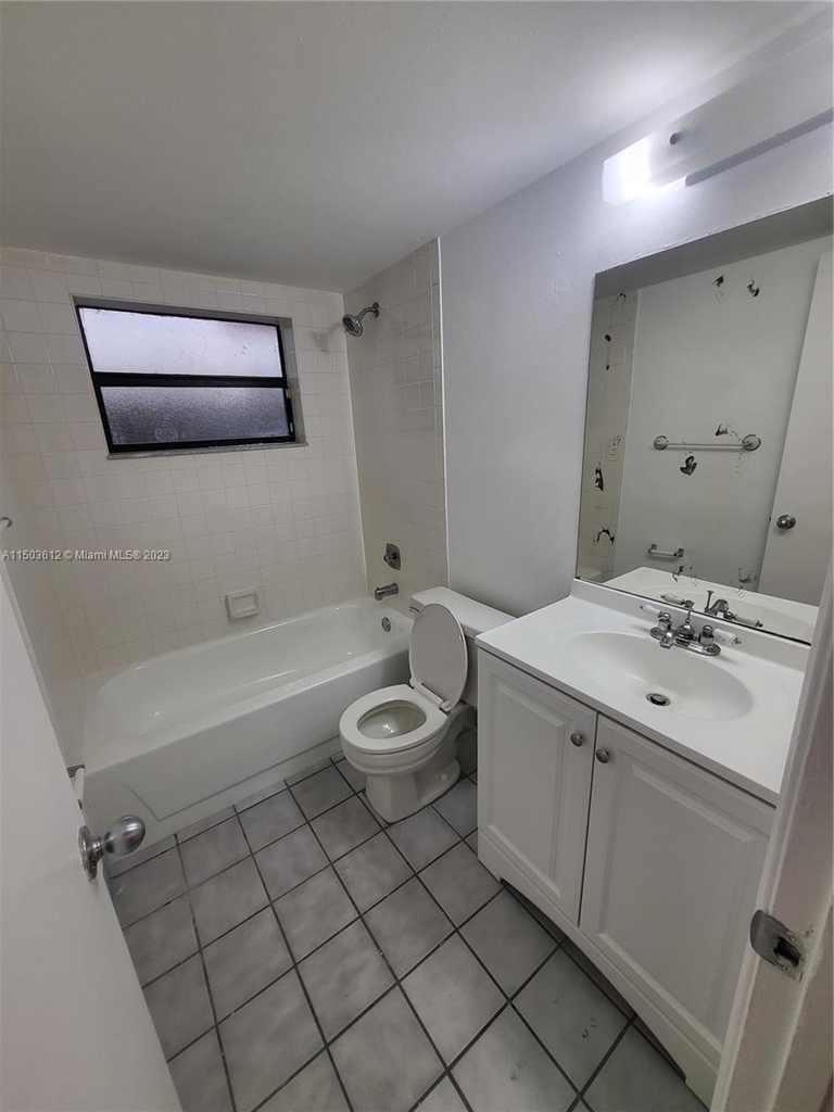 2500 W 67th Pl - Photo 7