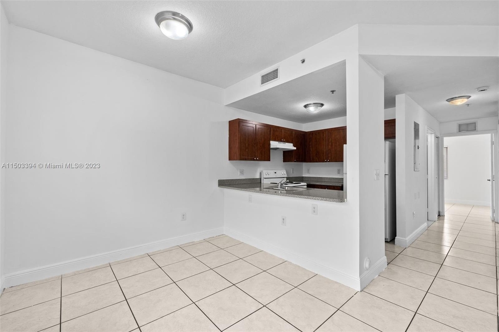 2453 W 78th St - Photo 8