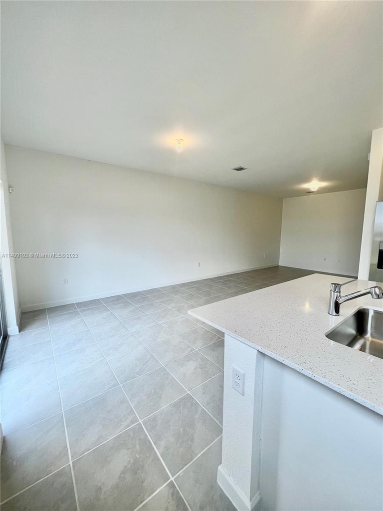 12948 Nw 22nd Pl - Photo 9