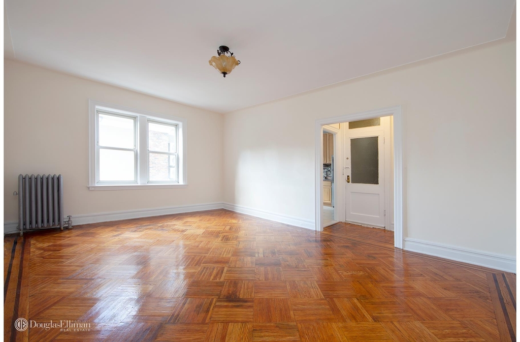 251 Bay Ridge Pkwy - Photo 1