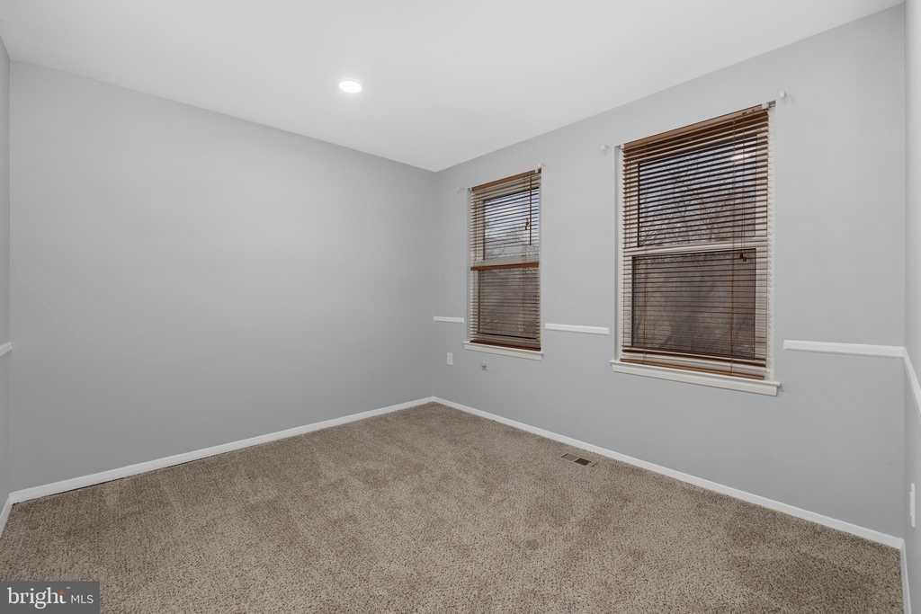 8115 Wooded Glen Court - Photo 19