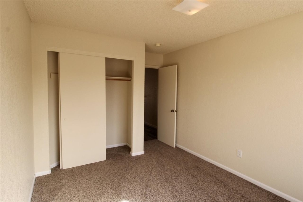 11268 E 25 St - Photo 11