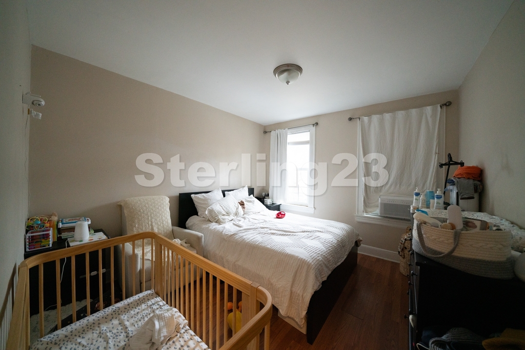 21-30 Ditmars Boulevard - Photo 6