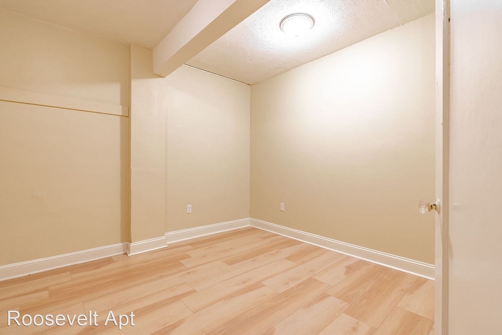 1729 12th Ave - Photo 11