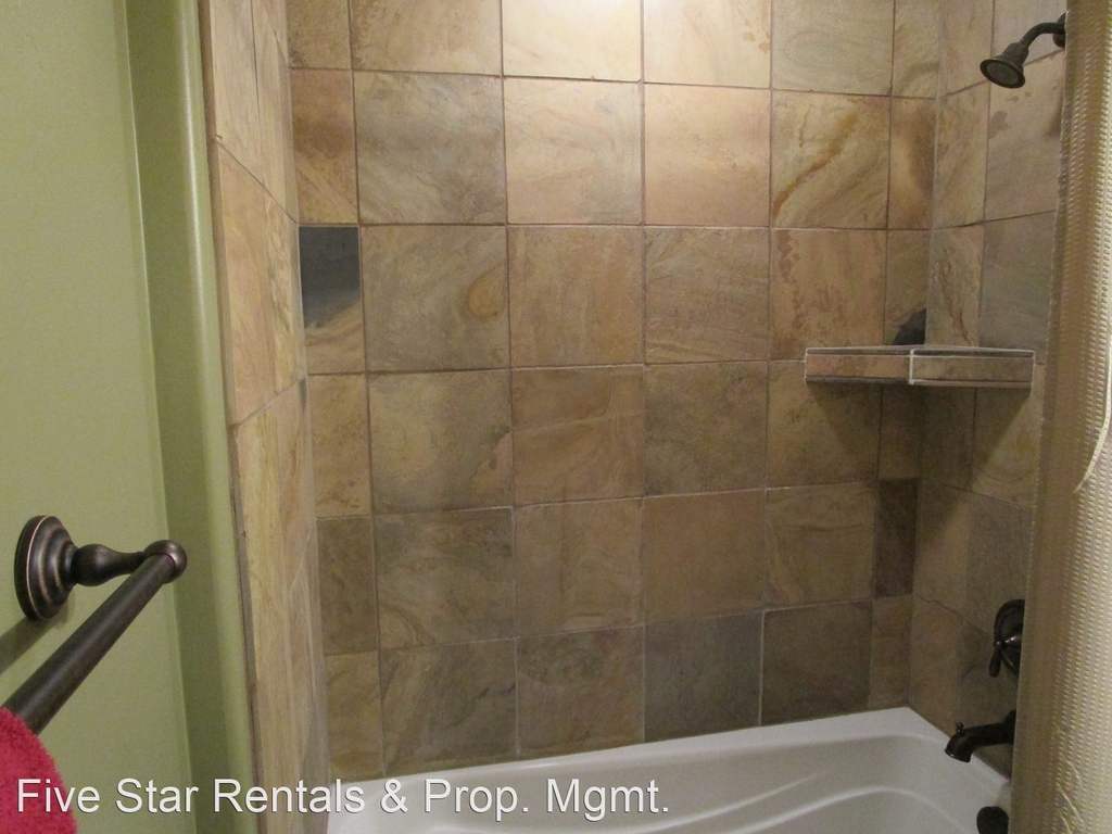 645 Woodland Place #10 - Photo 13