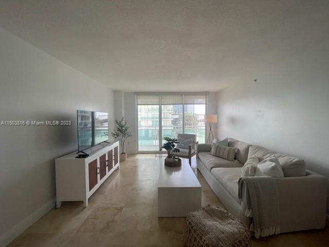 6917 Collins Ave - Photo 7