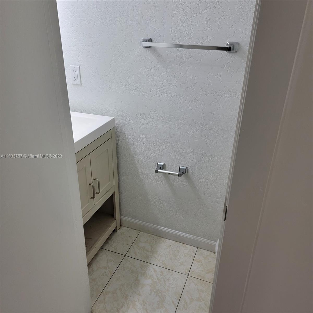 2369 W 66th Pl - Photo 8