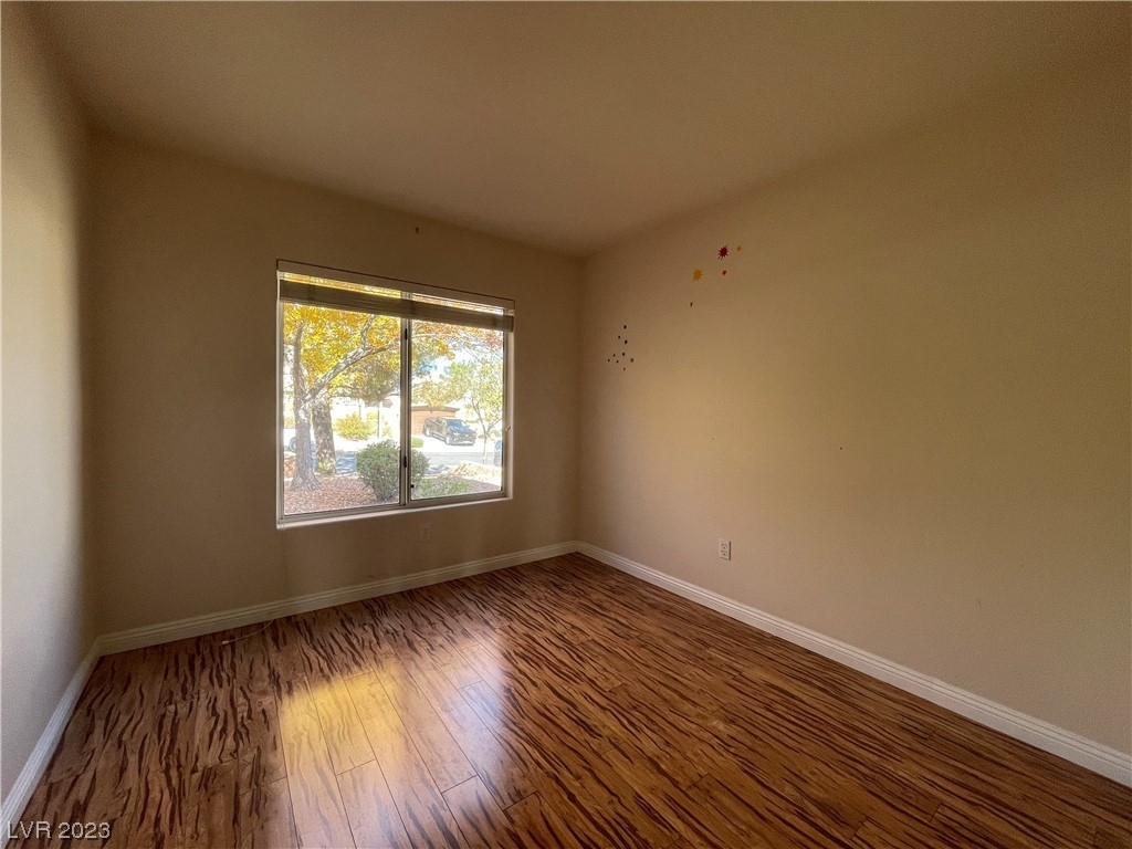 10617 Mission Lakes Avenue - Photo 10