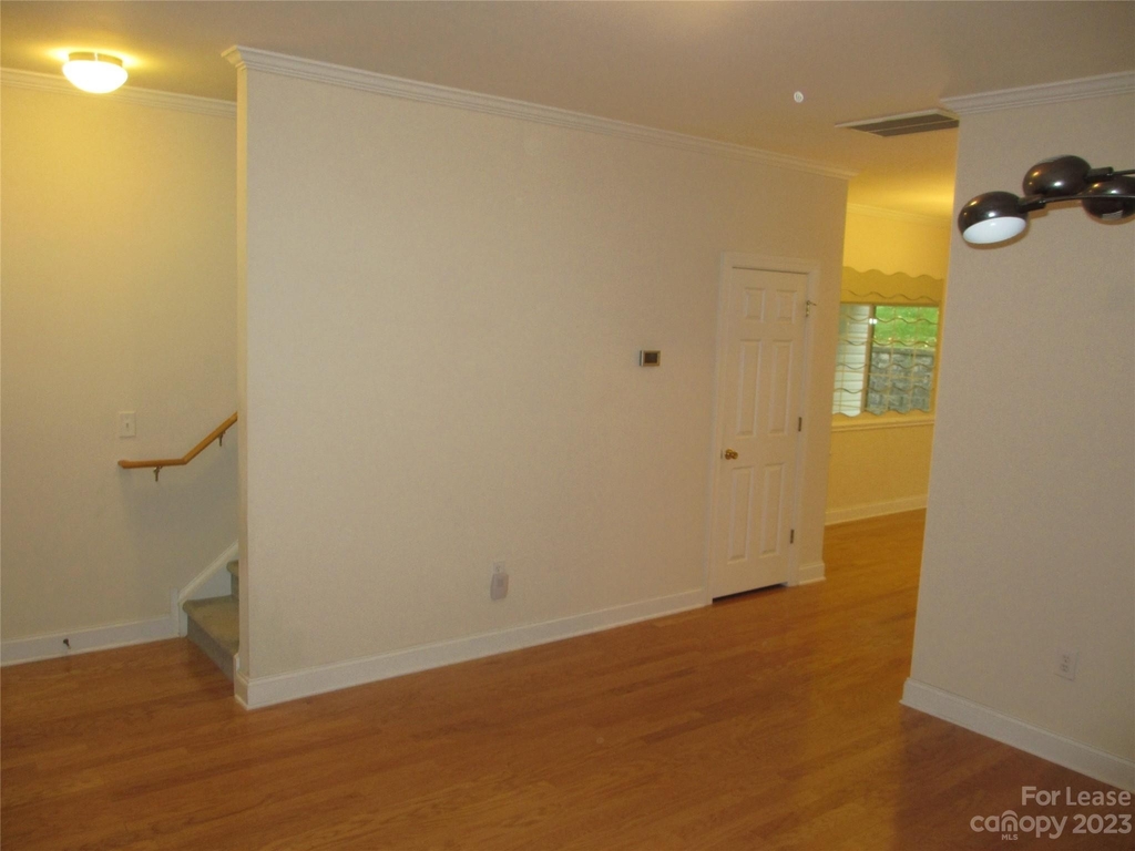 2424 Ryerson Court - Photo 2