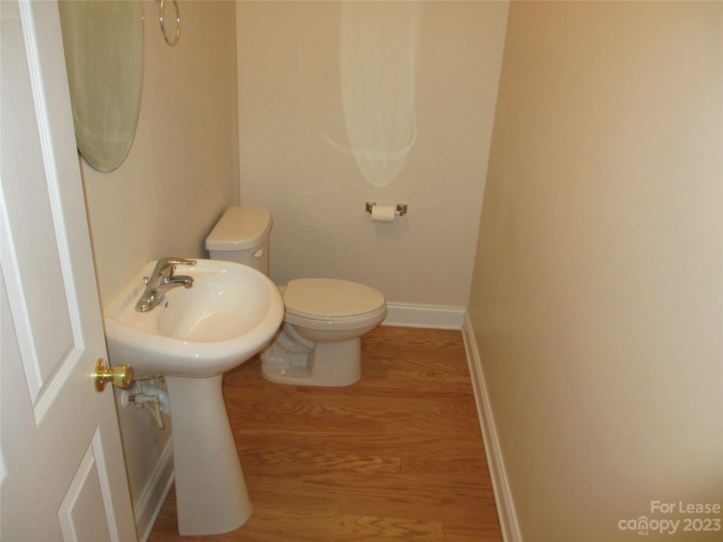 2424 Ryerson Court - Photo 5