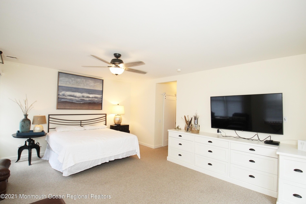 221-1 Beachfront - Photo 8