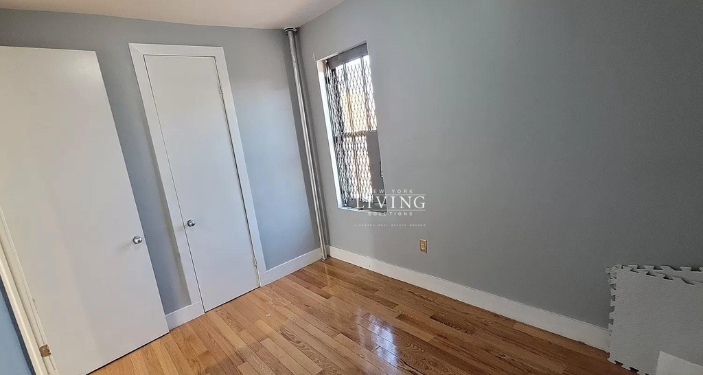 2120 Crotona Avenue - Photo 4