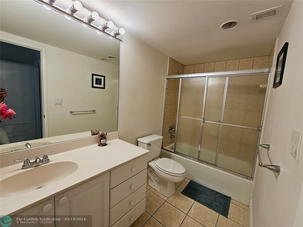 19390 Collins Ave - Photo 14