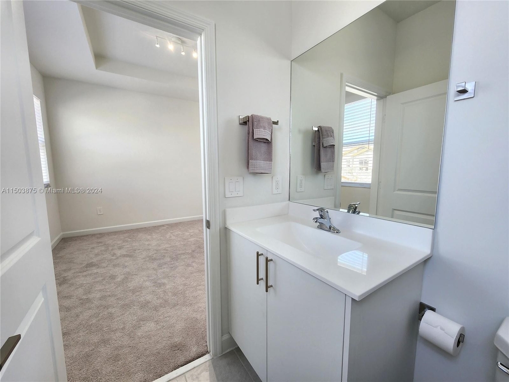 12828 Sw 243 St - Photo 16