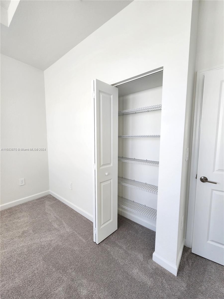 12828 Sw 243 St - Photo 17