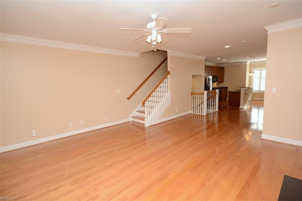 1025 Bolling Avenue - Photo 3