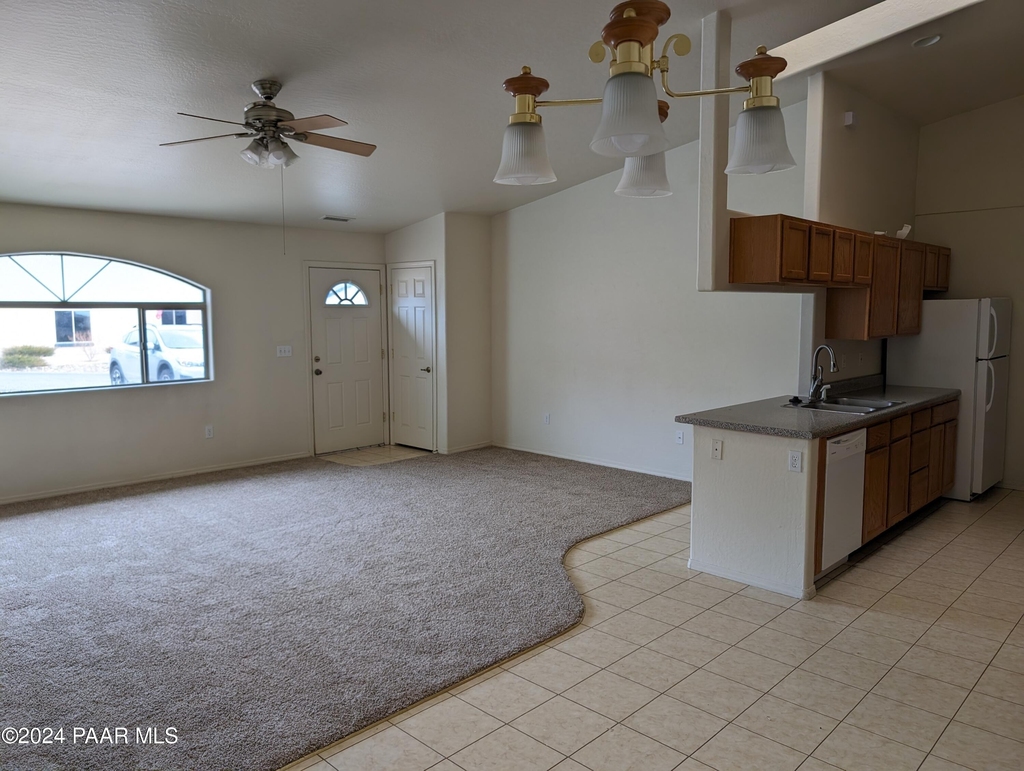 1200 N Barzona Avenue - Photo 4