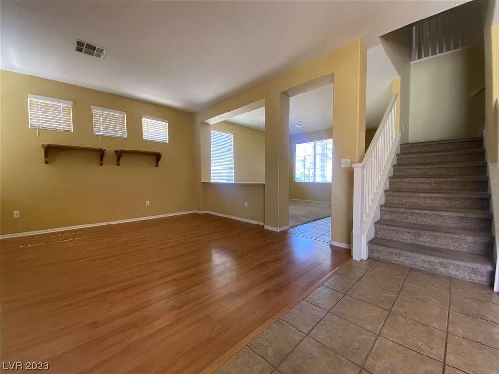 9437 Sparkling Waters Avenue - Photo 11