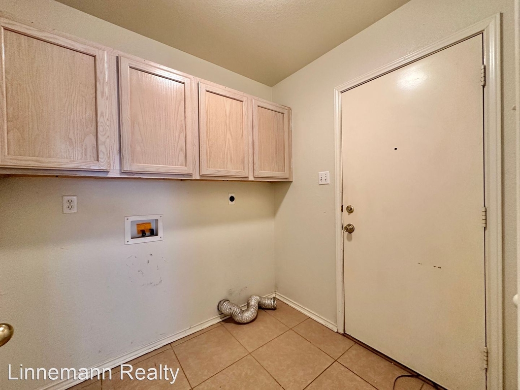 4401 Kit Carson Trail - Photo 30