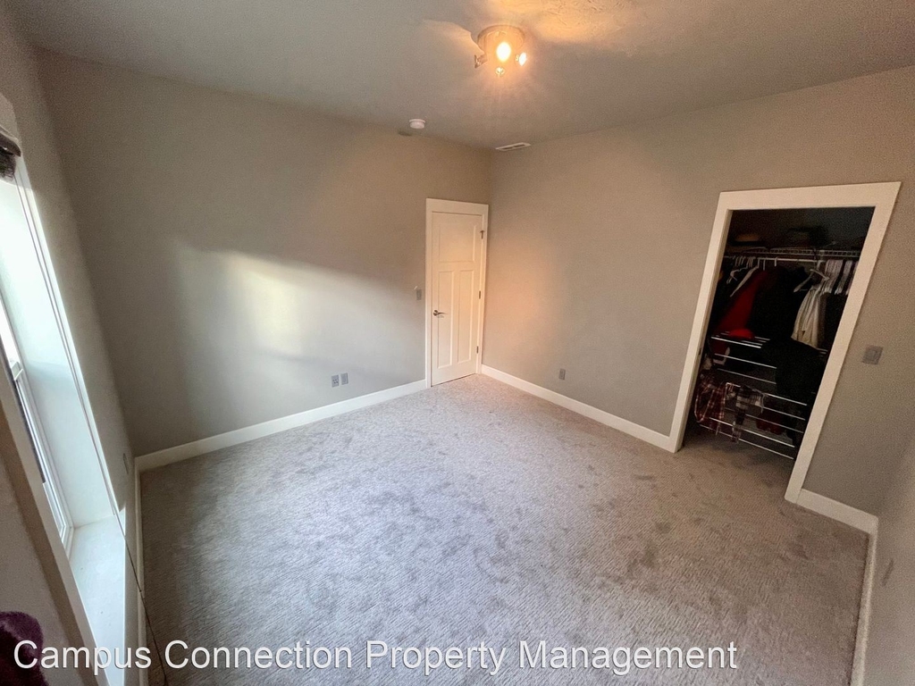 2330 Willamette St - Photo 3