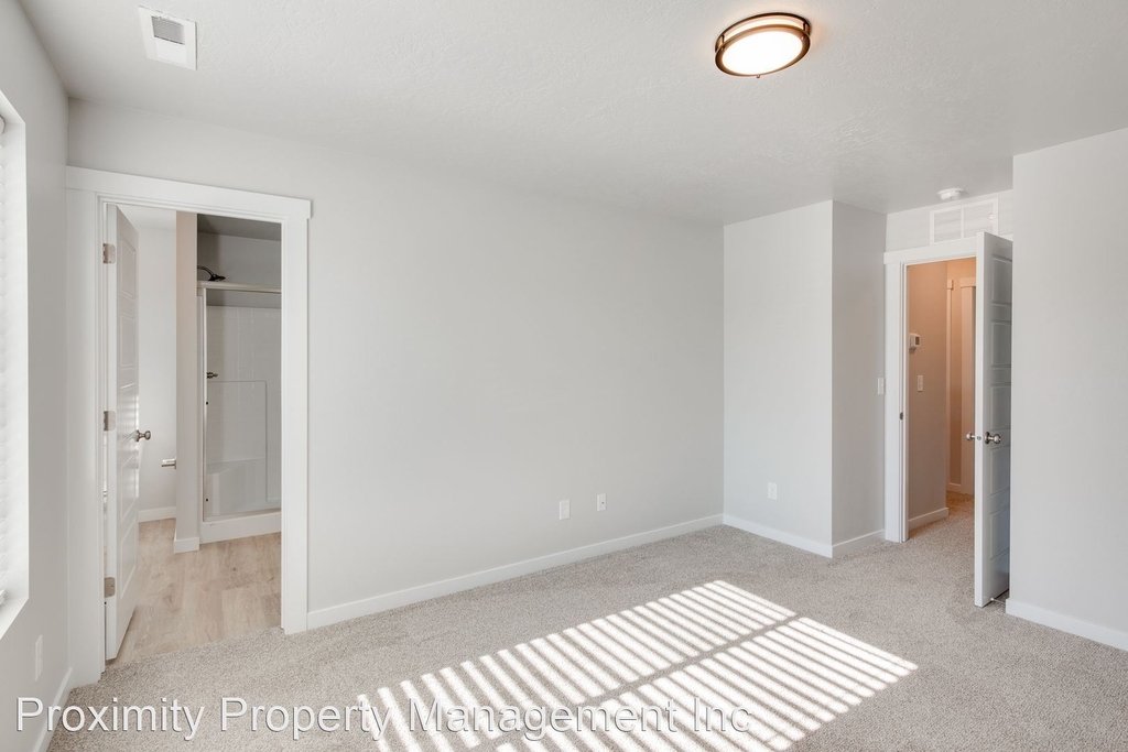 320 S. Baraya Way - Photo 18