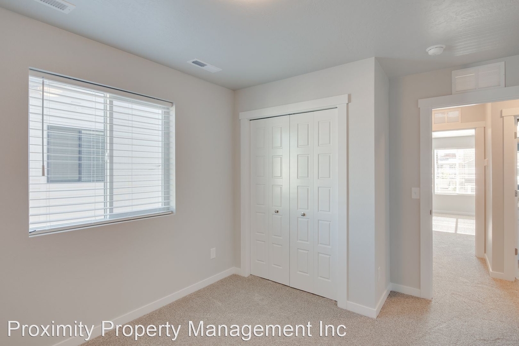 320 S. Baraya Way - Photo 14