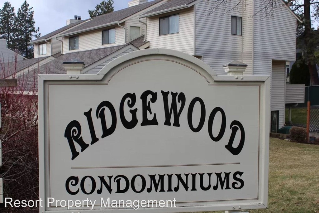 8206 Ridgewood Dr #3 - Photo 1