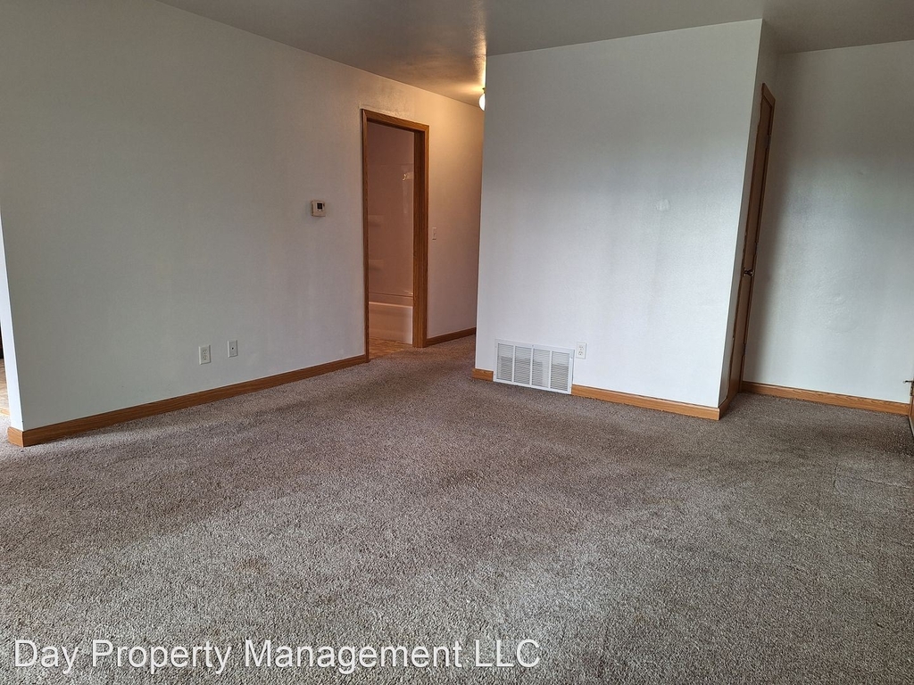808 W 20th Ave - Photo 3