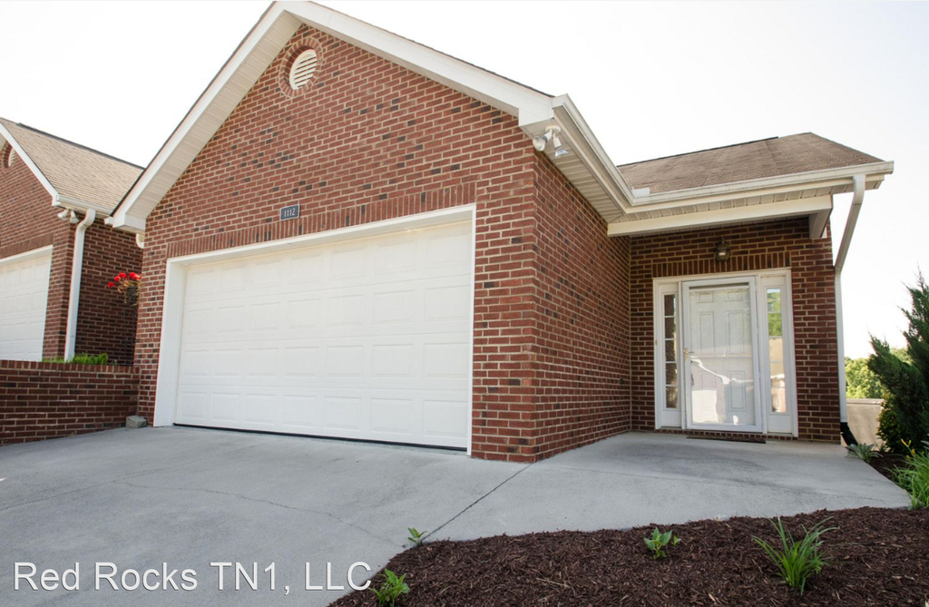 1112 Harbin Ridge Lane - Photo 0