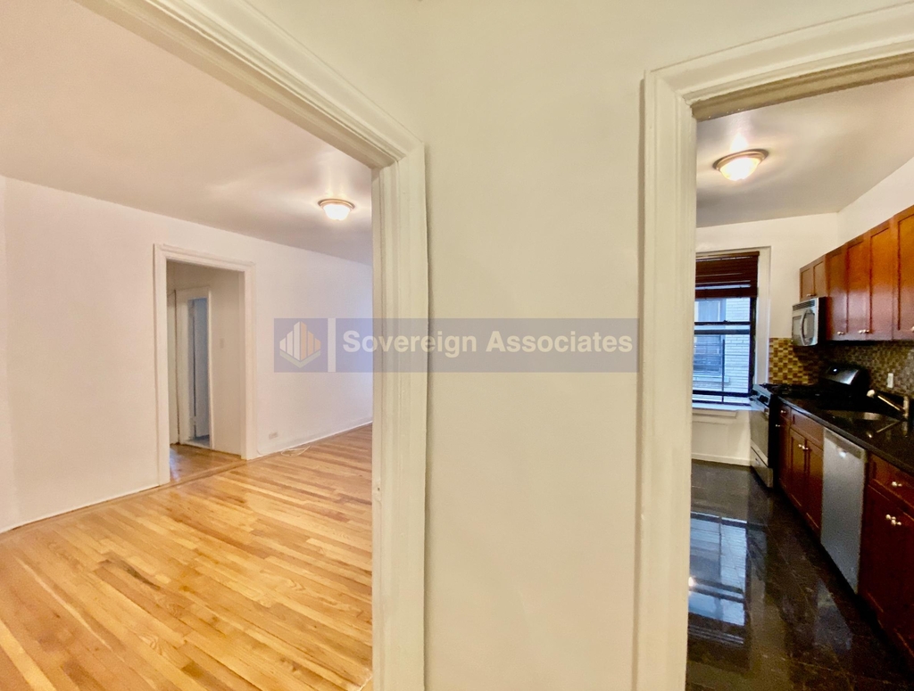 1803 Riverside Drive - Photo 7