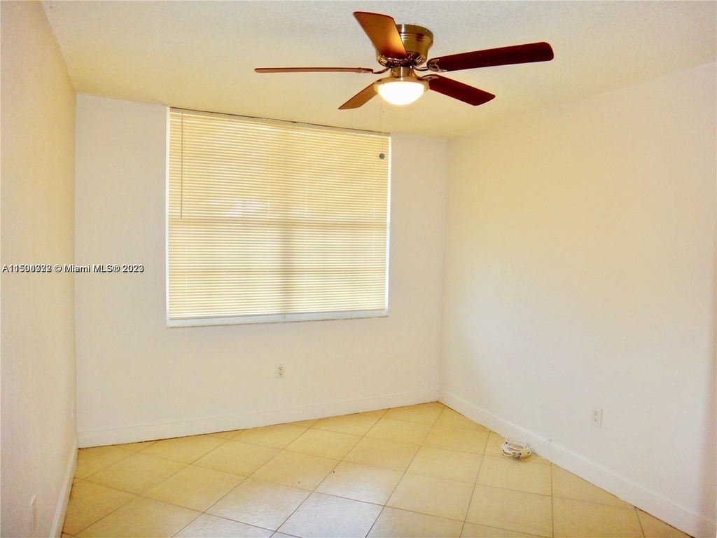 1790 Nw 55th Ave - Photo 11