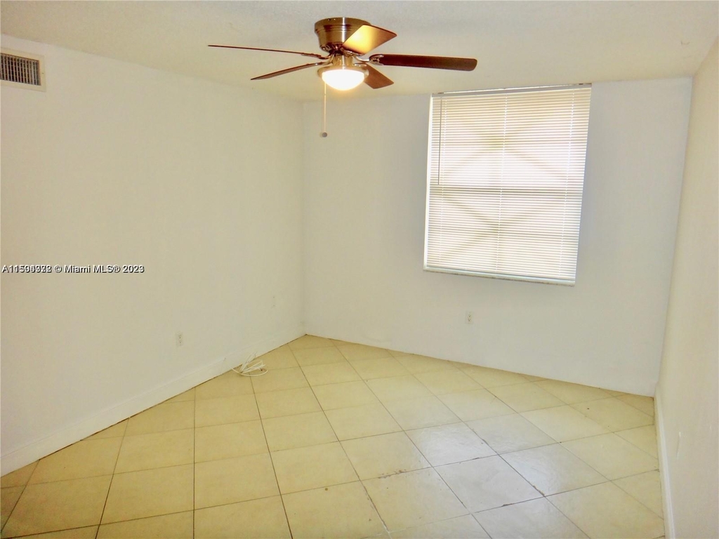 1790 Nw 55th Ave - Photo 12