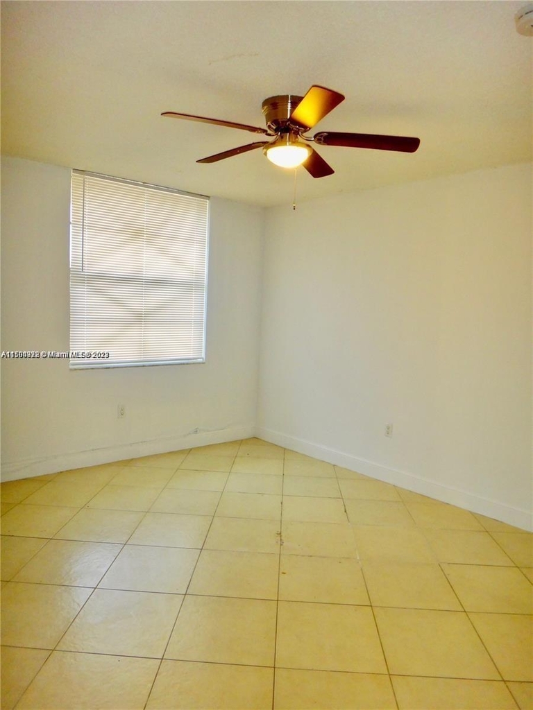 1790 Nw 55th Ave - Photo 13