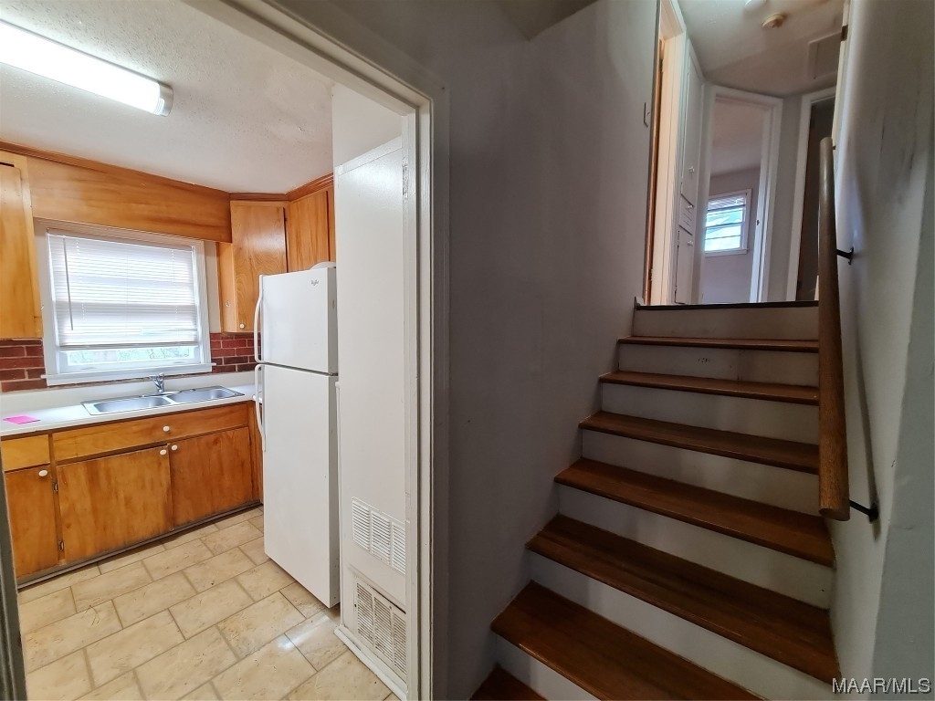 1618 Midway Street - Photo 26