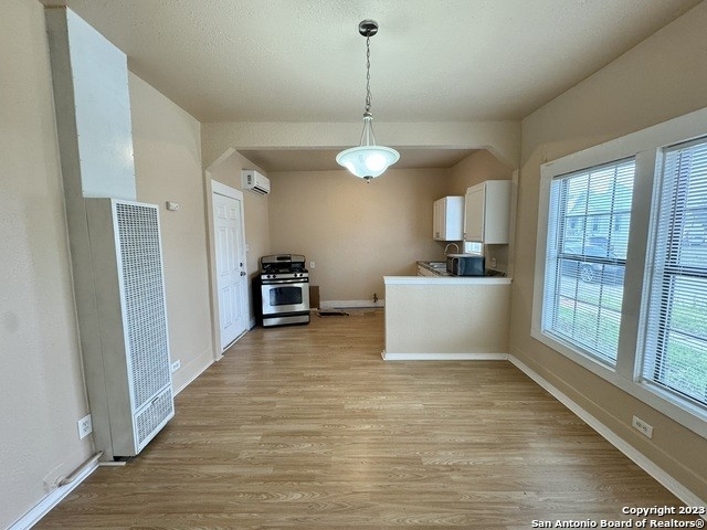 310 S Las Moras St - Photo 10