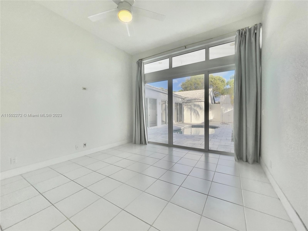 3656 Mykonos Ct - Photo 12