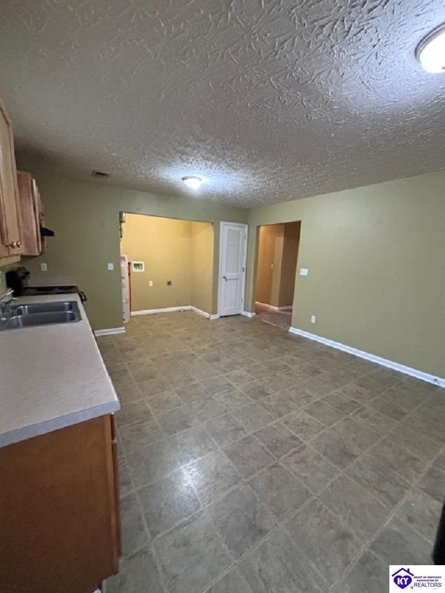 1337 Hill Street - Photo 4