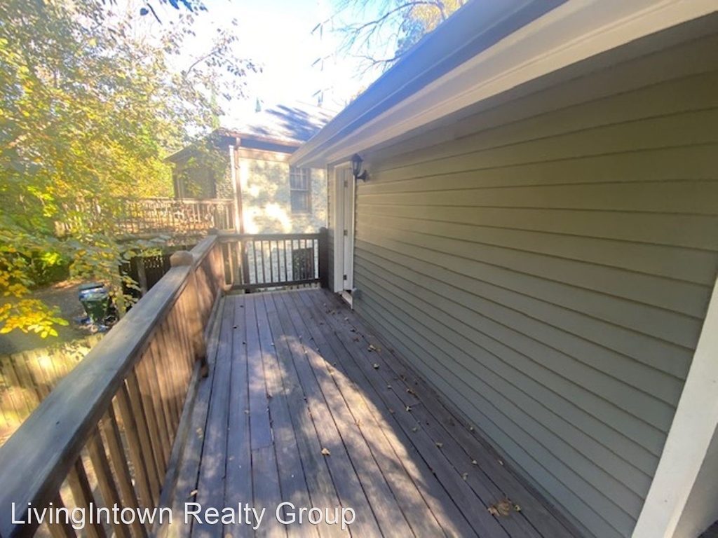 1490 Monroe Drive - Photo 16