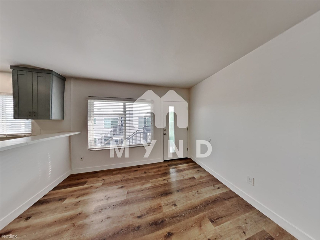 4178 32nd St Apt 8 - Photo 4