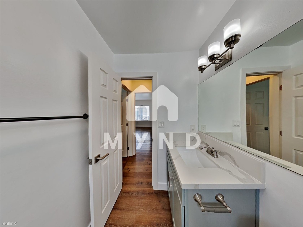 4178 32nd St Apt 8 - Photo 10