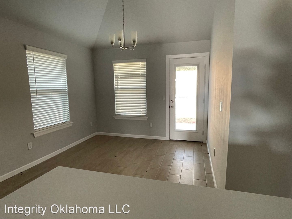 2609 Nw 199th - Photo 10