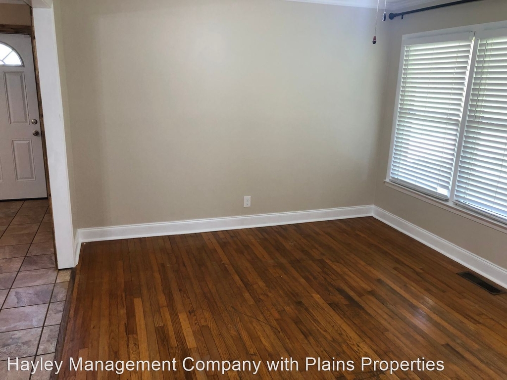 1401 West Point Pkwy - Photo 1