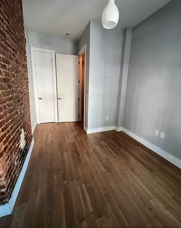 360 Palmetto Street - Photo 4