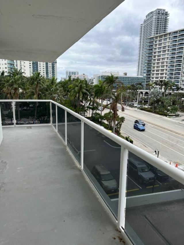 3725 S Ocean Dr - Photo 21