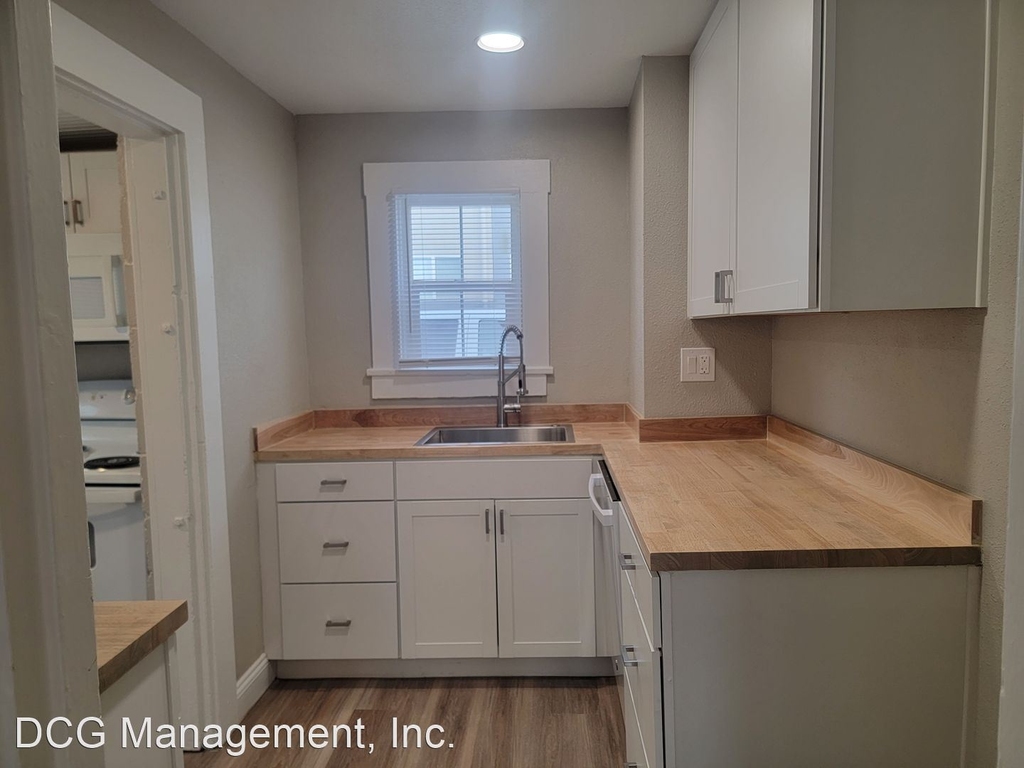 806 Holcomb Ave. - Photo 17