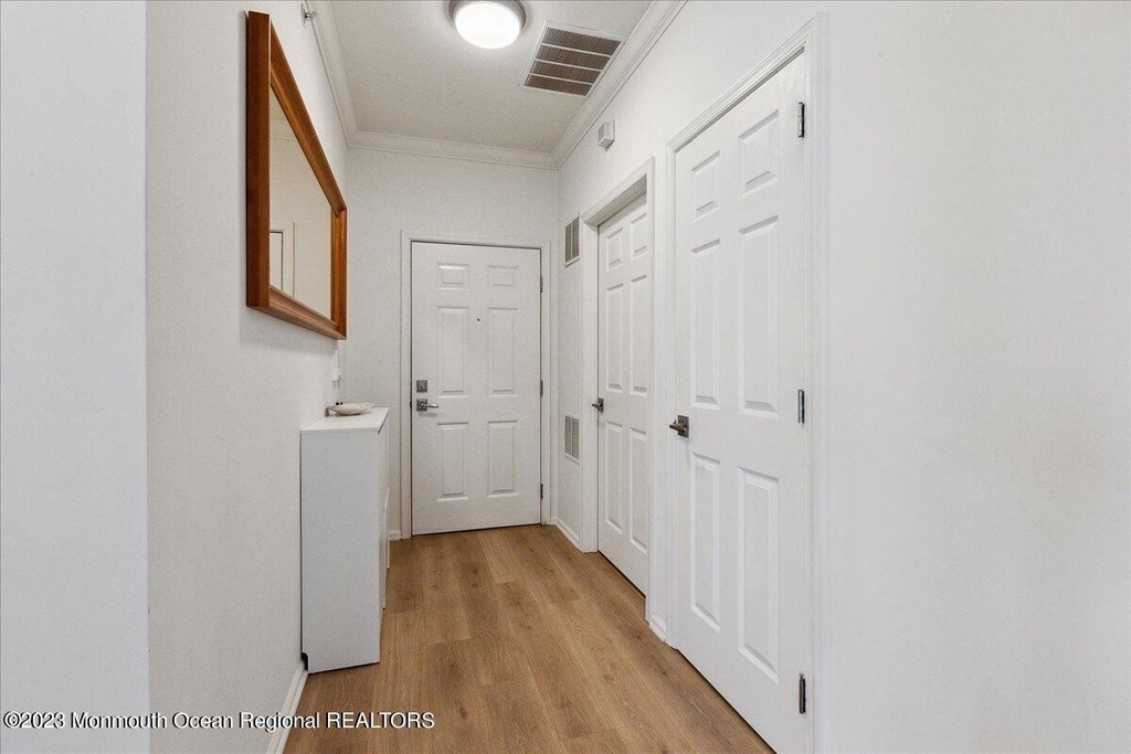 702 St Andrews Place - Photo 3