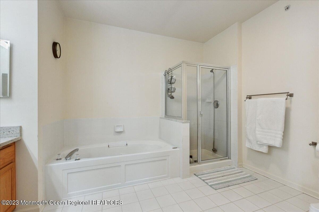 702 St Andrews Place - Photo 12